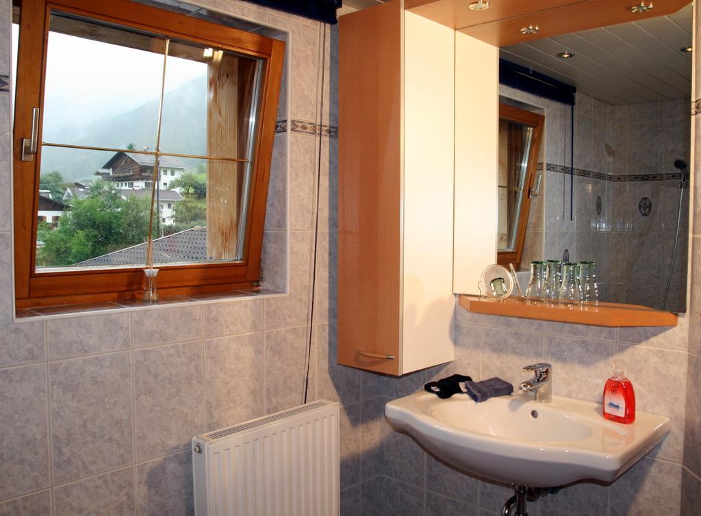 Ferienwohnung Felix-Adults Only Neustift im Stubaital Luaran gambar