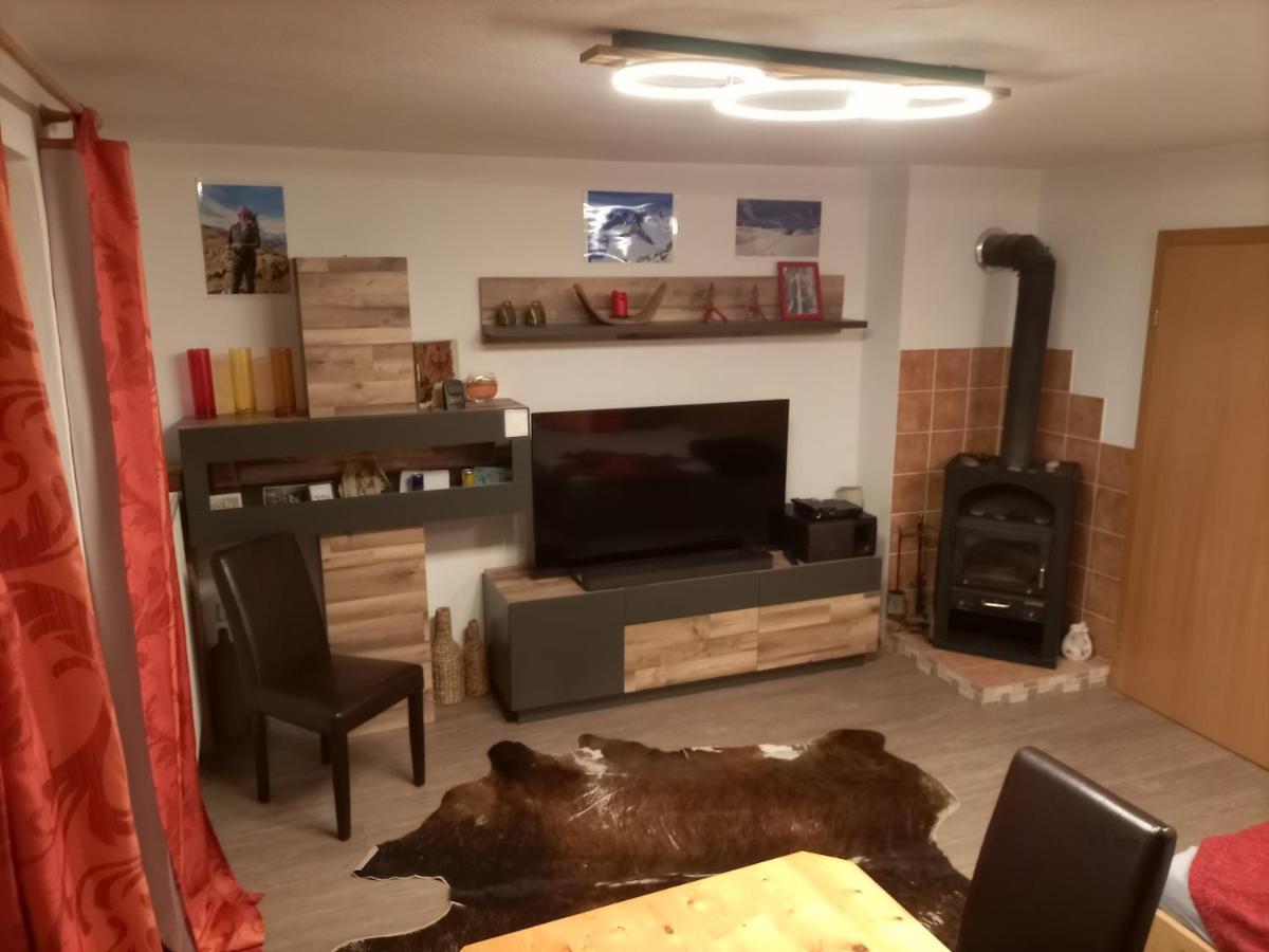 Ferienwohnung Felix-Adults Only Neustift im Stubaital Luaran gambar
