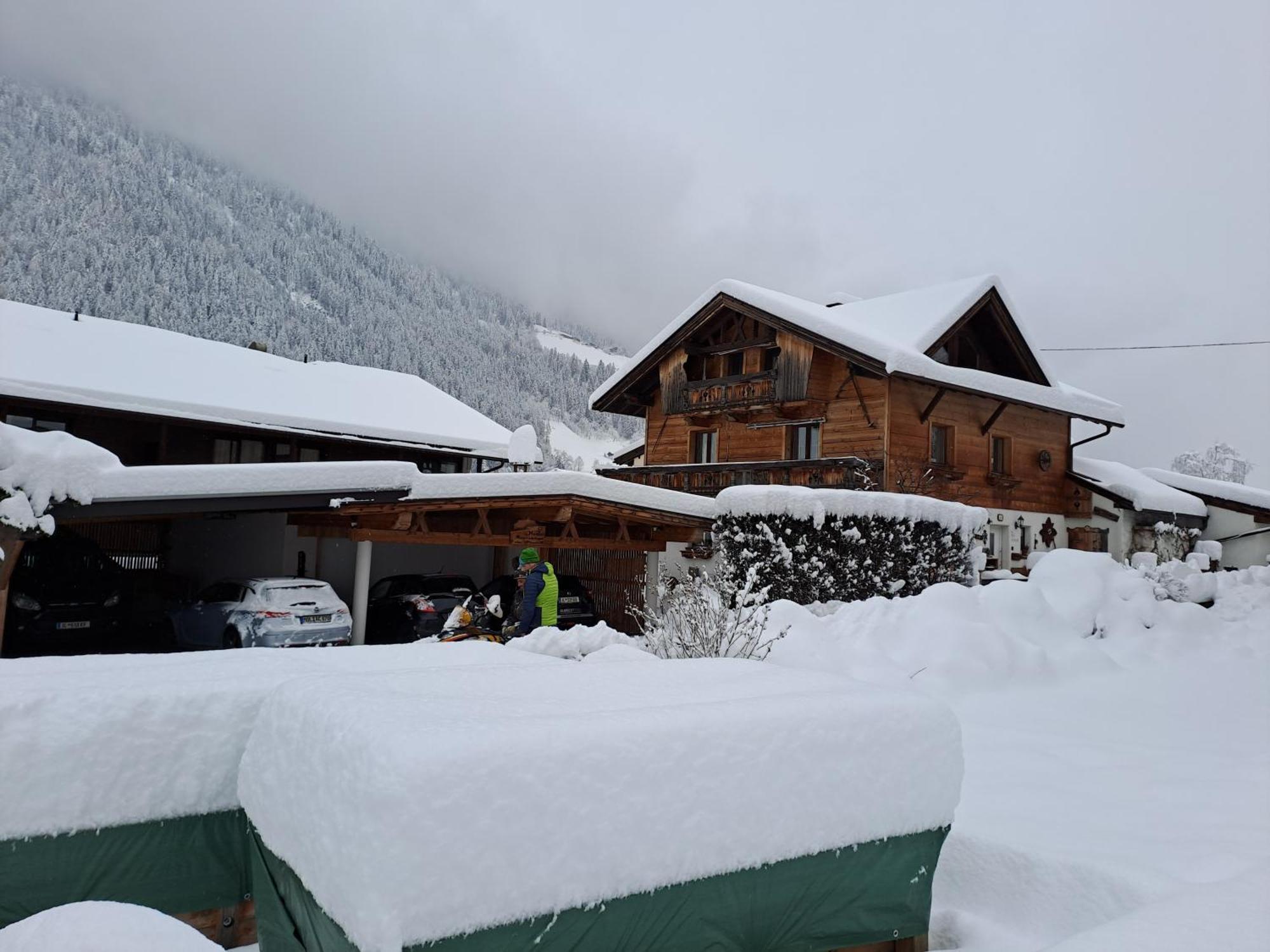 Ferienwohnung Felix-Adults Only Neustift im Stubaital Luaran gambar