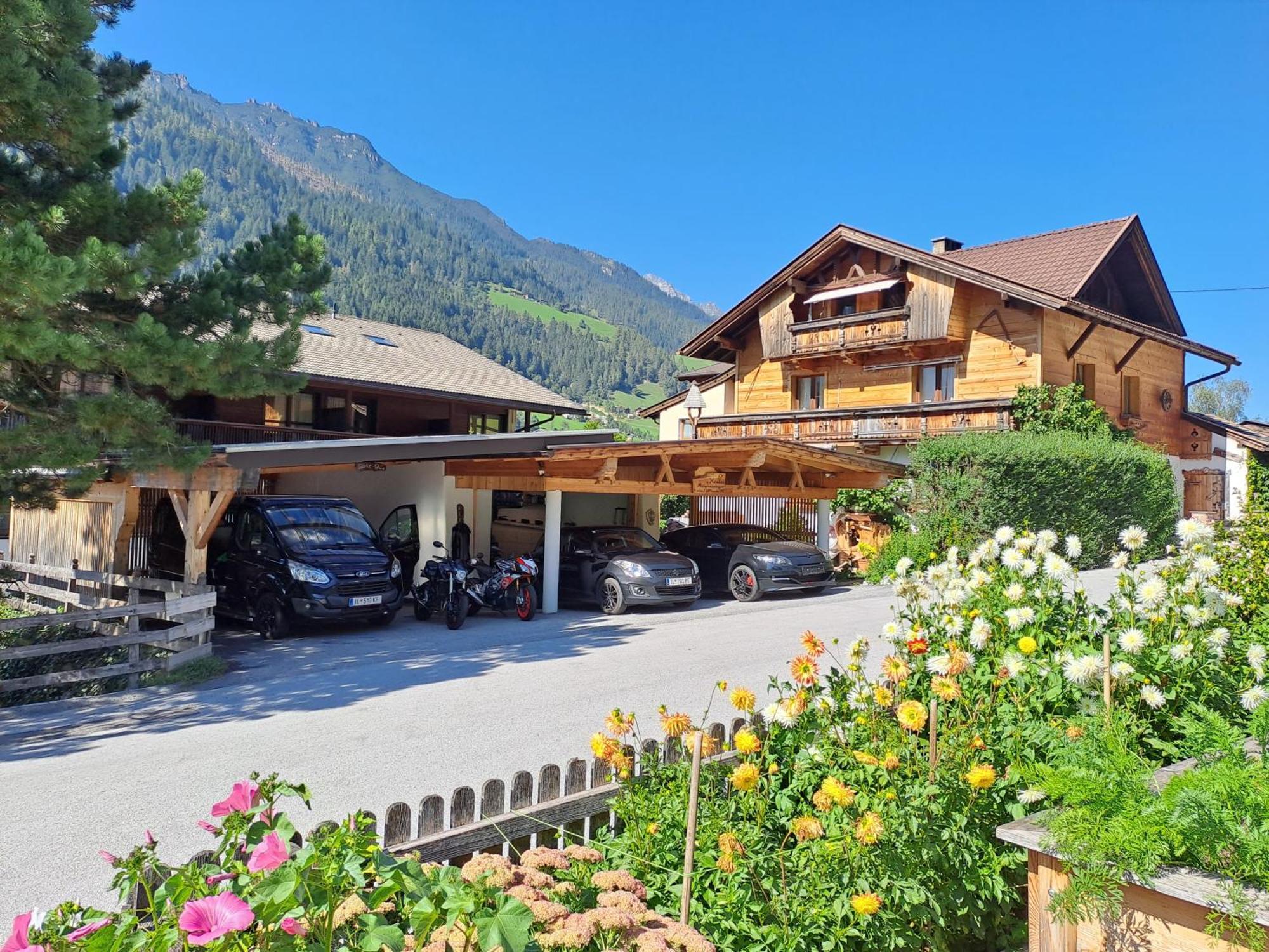 Ferienwohnung Felix-Adults Only Neustift im Stubaital Luaran gambar